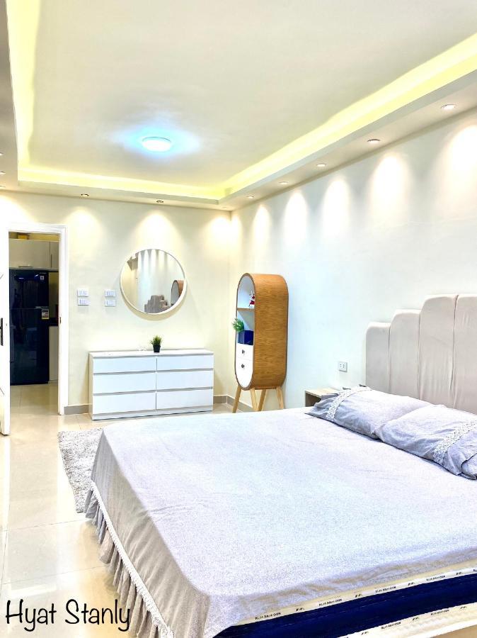 Hyat Hostel & Suites Александрия Екстериор снимка